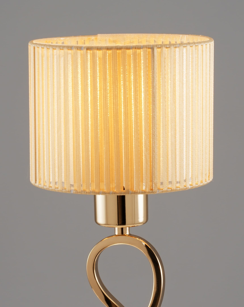 Настольная лампа Moderli V2571-1T Chilly