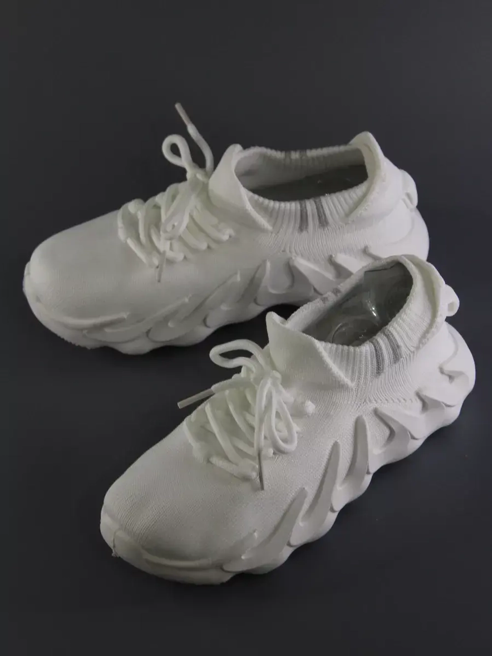 Кроссовки Изики детские - Yeezy boost- белые