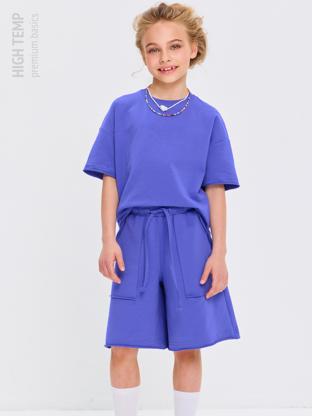 Костюм оверсайз с футболкой и шортами