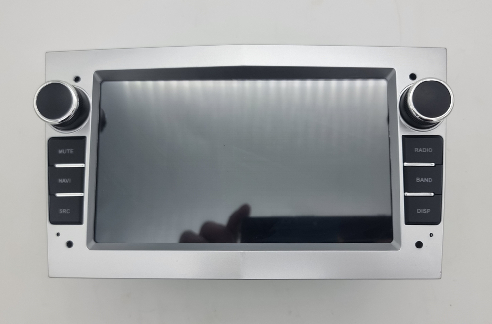 Магнитола для Opel Astra H, Antara, Corsa, Vectra, Zafira B (вниз, серебро) - Carmedia KP-7132S-S10 (кнопки, крутилки) Android 12, ТОП процессор, 4/64Гб, CarPlay, SIM-слот