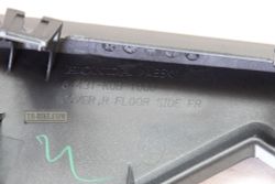 64431-K0B-T00ZC. COVER, R. FR. FLOOR SIDE *NH436M*. Honda Forza300-350 MF13