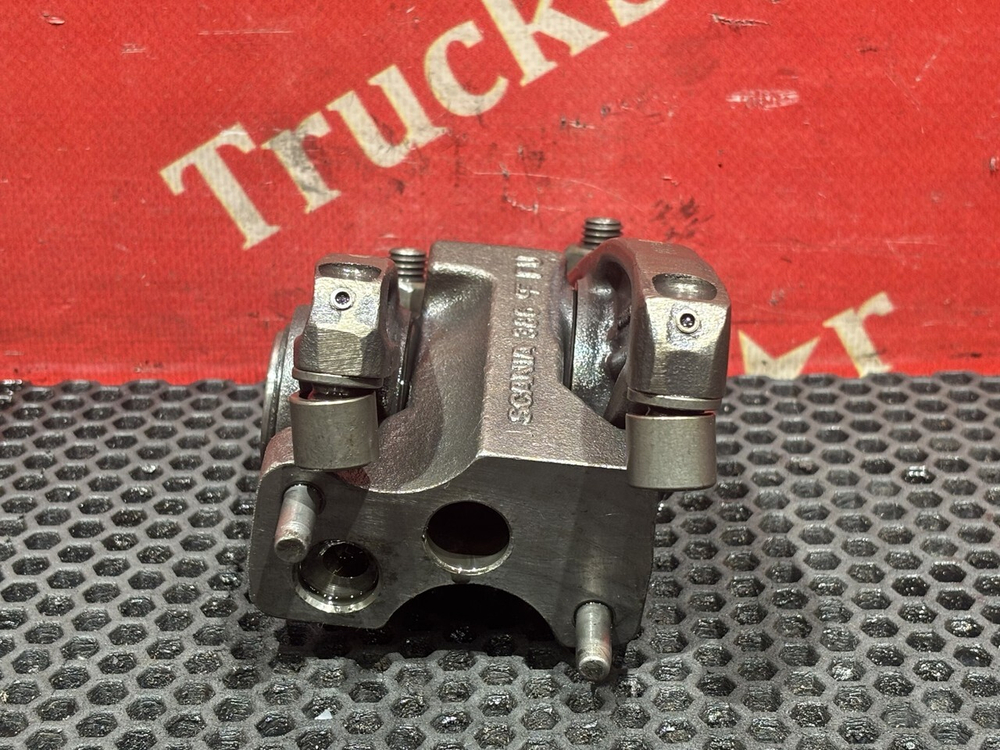 Вал рокеров в сборе 2021г.