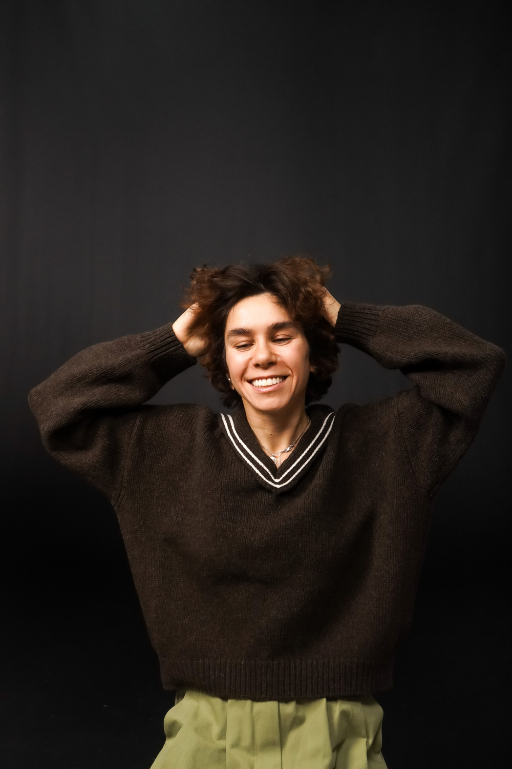 Пуловер с воротником-морячкой из мериноса шоколадного цвета