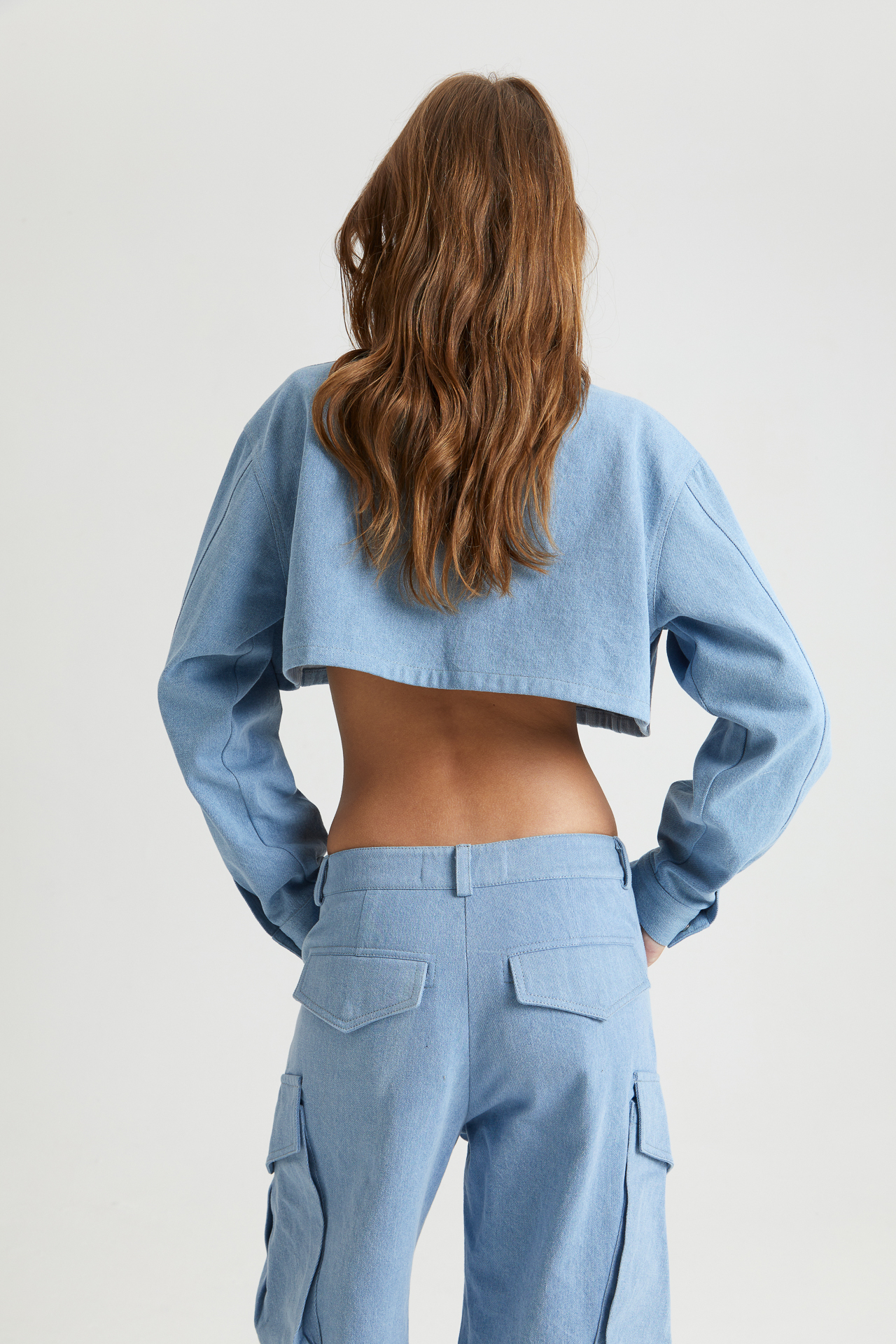 Рубашка из денима укороченная