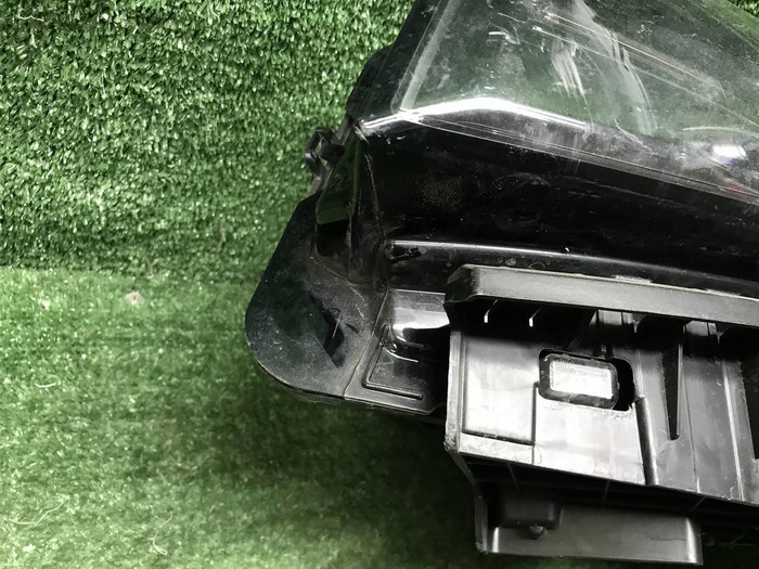 Битая Фара левая Geely Emgrand 2 (2021-н.в.) LED