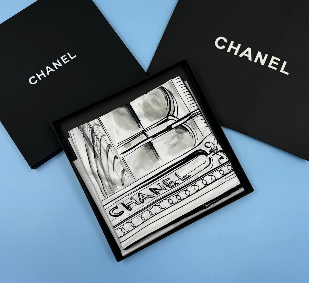 Платок CHANEL
