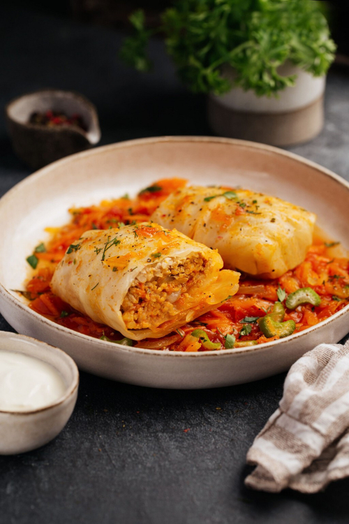 Голубцы в томатно-сметанном соусе