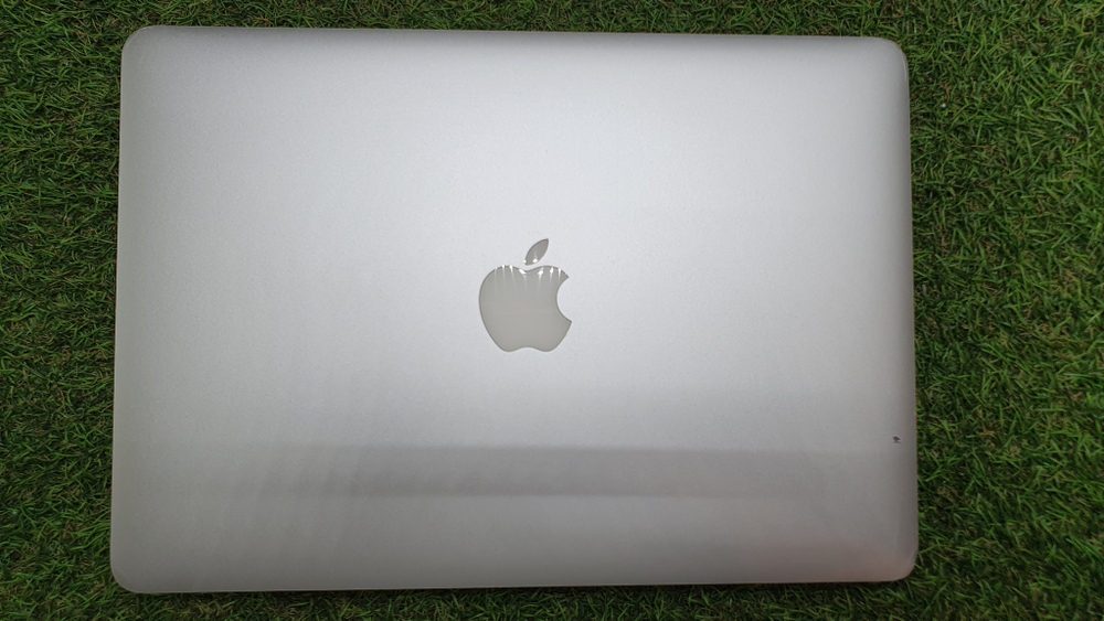 MacBook Air 13 2012 i5/4 Gb/SSD 128Gb