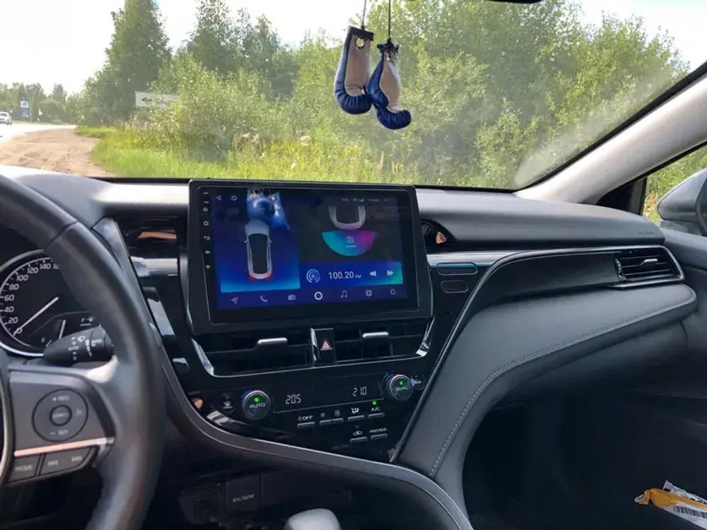 Магнитола для Toyota Camry 70 (75) 2021-2023 - Parafar PF464UHD на Android 13, QLED, ТОП процессор, 8Гб+128Гб, CarPlay, 4G SIM-слот