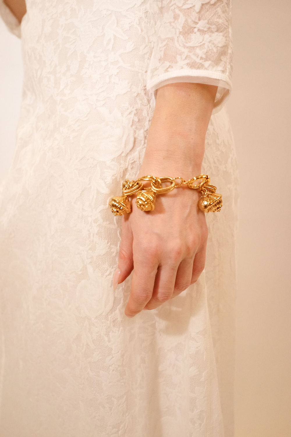 23ADE47C-EC3D-43A3-B1E5-BC7FD6876107