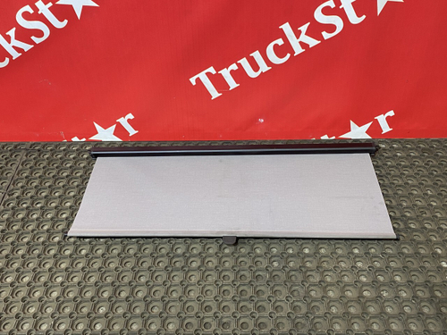 Солнцезащитная шторка 2018г