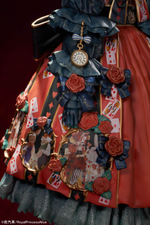 Red Queen and Princess Alice