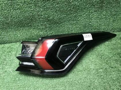 Фонарь правый внешний Zeekr 001 (2021-н.в.)