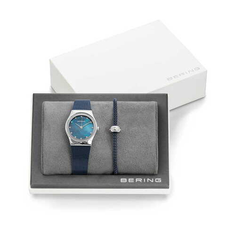Набор с женскими наручными часами Bering 12927-307-GWP