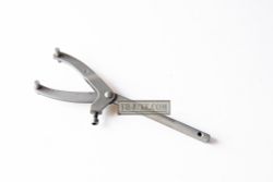 Clutch center holder. Tool. Pulley stopper/holder. No brand