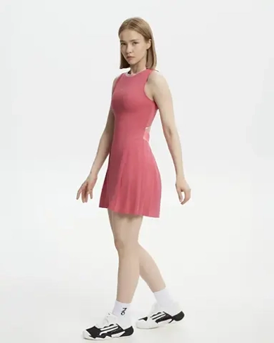 Встречайте новый яркий образ от SEVENSIX для девушек, которые живут паделом!