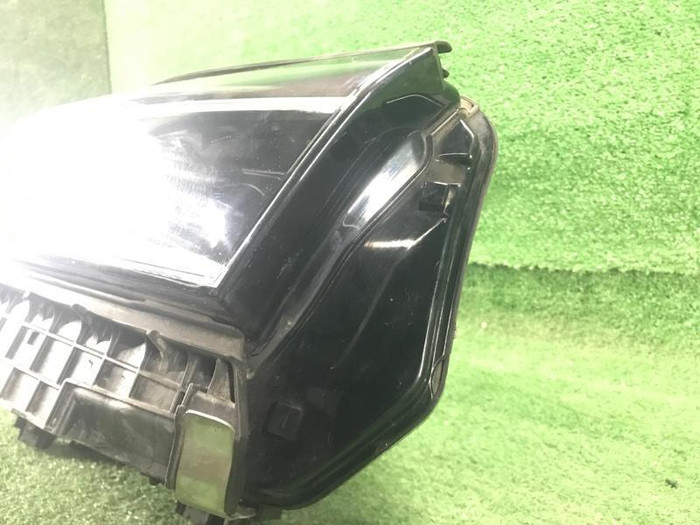 Фара правая BMW 6er G32 (2020-н.в.) LED