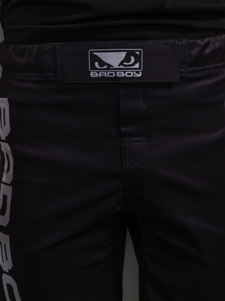 Шорты для MMA Bad Boy Pro Series 3.0 черный/белый