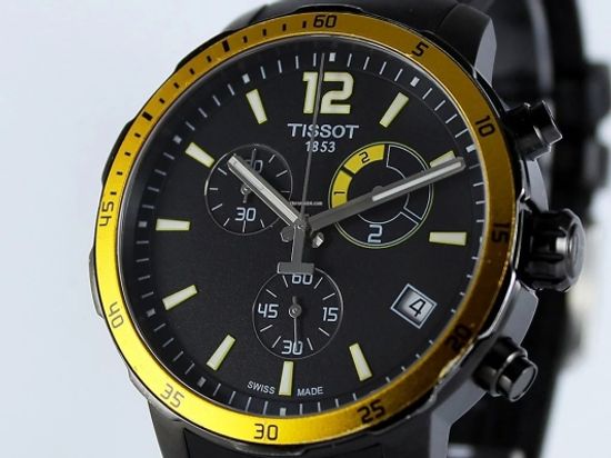 Tissot T095.449.37.057.00 Мужские швейцарские часы посвящены футболу крупный план
