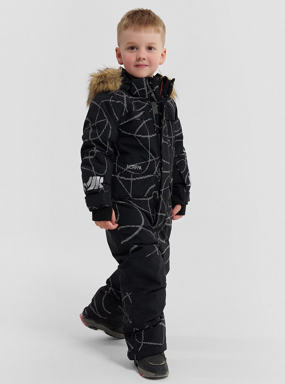 Комбинезон детский SANDAL PR NORPPA светящаяся вьюга на черном