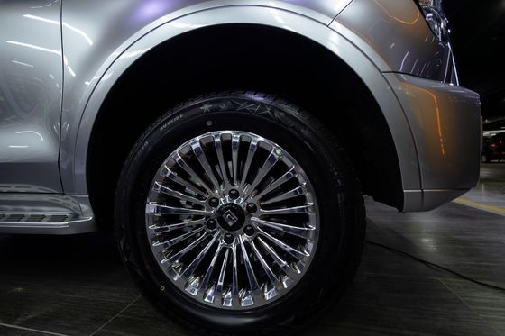 Пленка PET перламутровая серебро глянцевая GT Silver Carbins