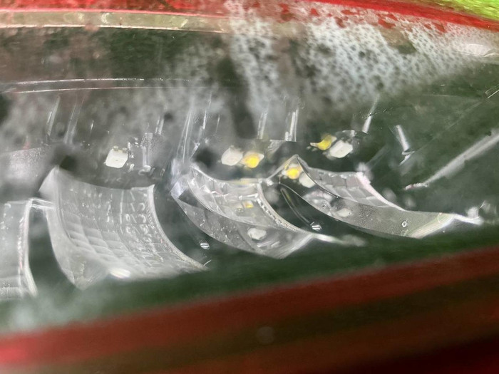 Фонарь левый внешний Mercedes E W213 (2020-2023)