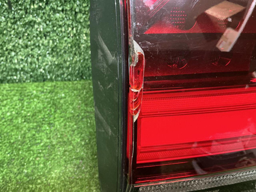 Фонарь левый внутренний Land Cruiser 300 (21-нв)