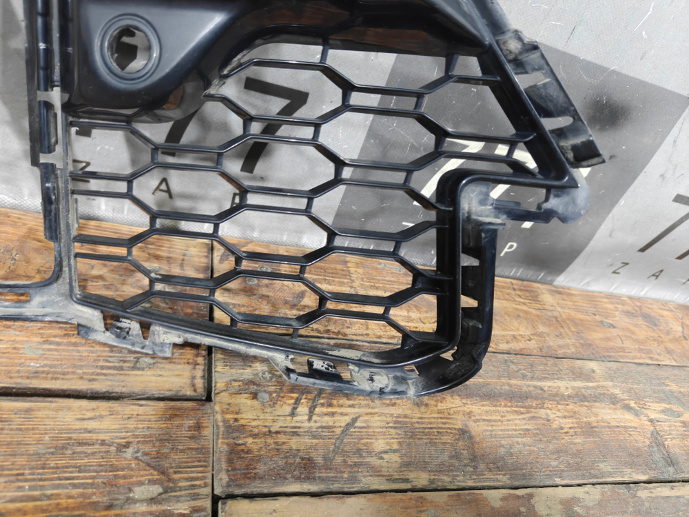 Решетка переднего бампера правая BMW X7 (G07) 19-22 Б/У Оригинал 51118069890