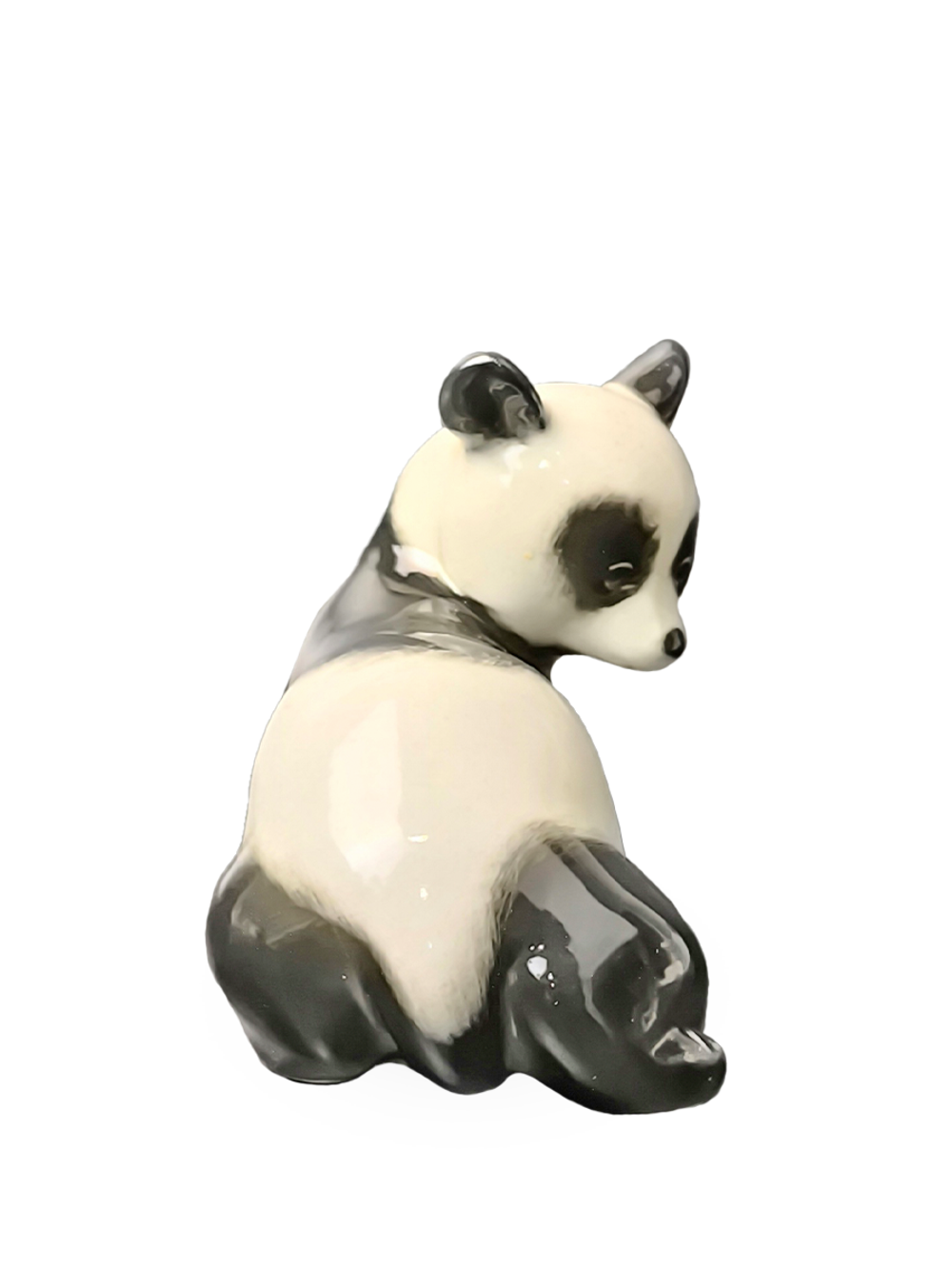 Фарфоровая статуэтка "Панда" ЛФЗ, СССР 1970 - 1986 гг.
