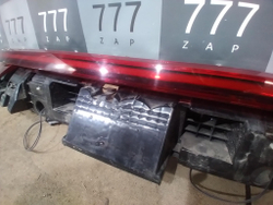 Фонарь крышки багажника Audi Q8 (4MN) 18-нв Б/У Оригинал 4M8945695B