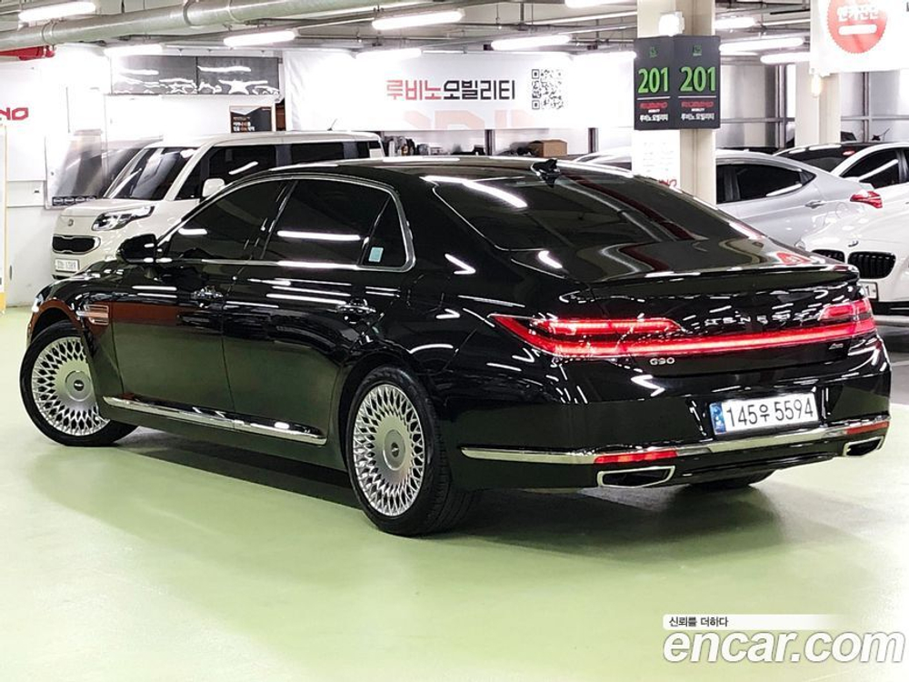 Genesis G90 3.8 AWD (04.2021)