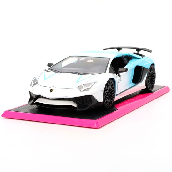 Модель Машинки 1:24 Pink Slips Lamborghini Aventador SV