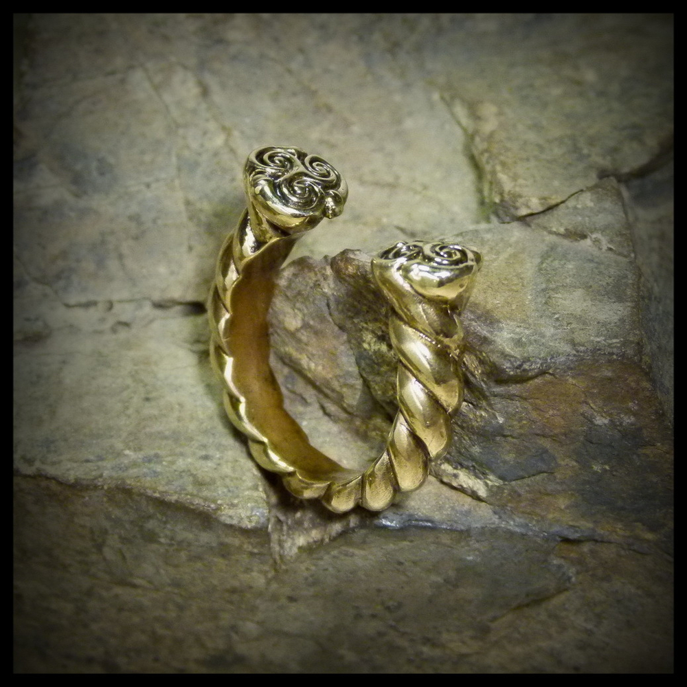 Кольцо "Infinity (Бесконечность)" литье художественное , латунь