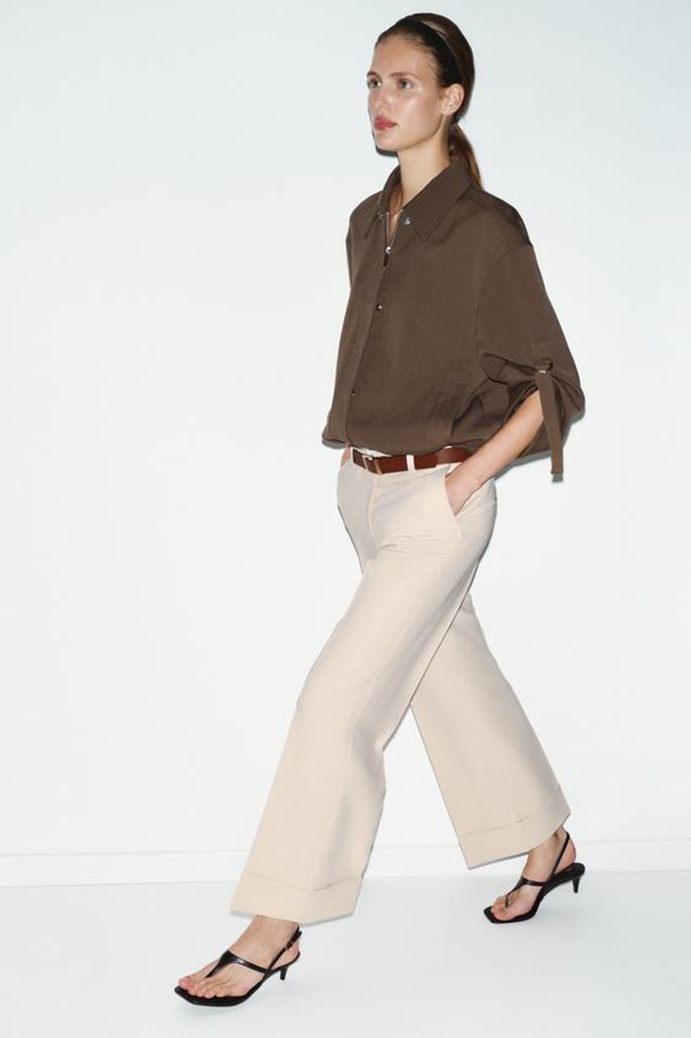 ZARA БРЮКИ С ОТВОРОТАМИ И РЕМНЕМ, ЭКРЮ