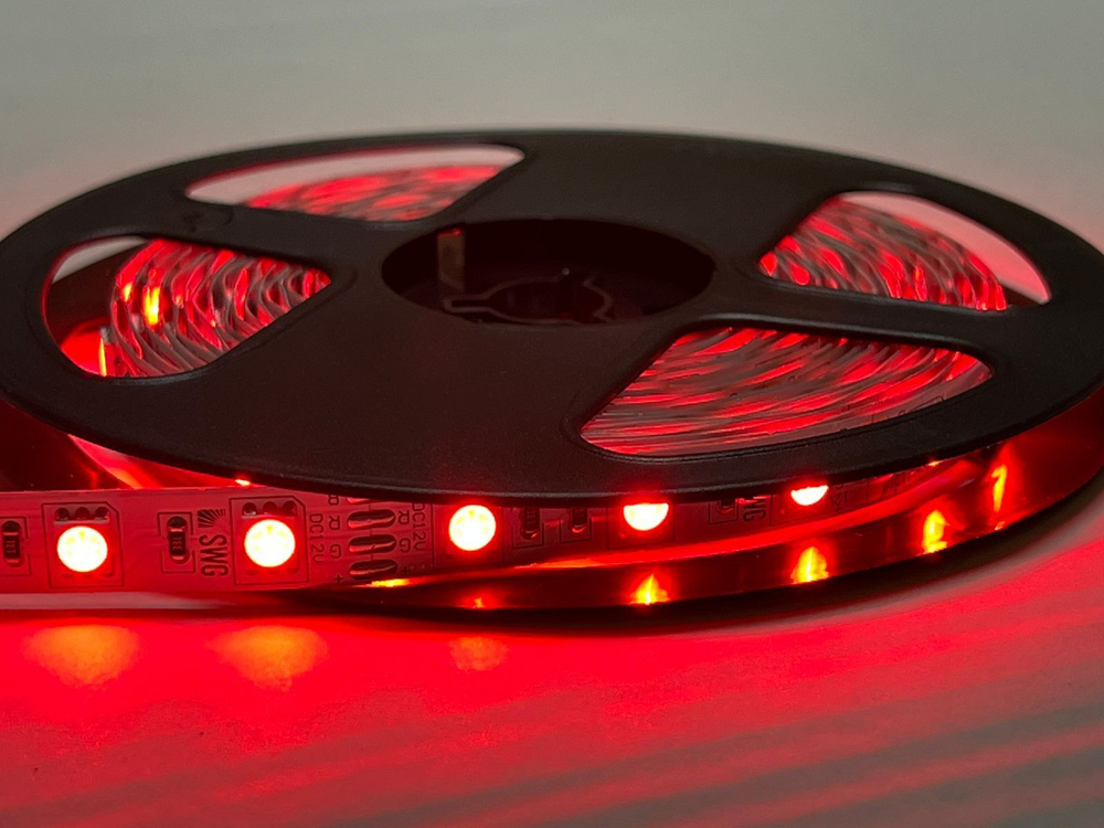 Светодиодная лента RGB 14.4Вт 12В IP20 3M с пультом управления