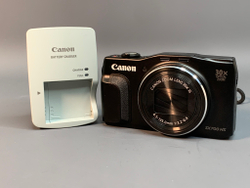Canon PowerShot SX700 HS