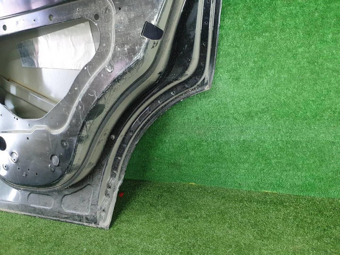 Дверь задняя правая RR Vogue 4 L405 (2012-2022)