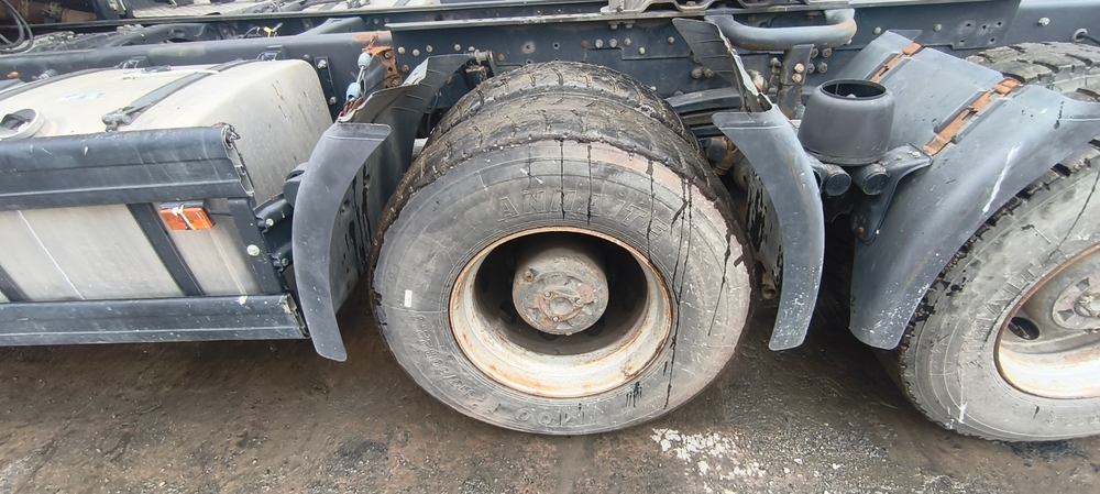 Scania P 6x4 Седельный тягач P440СA6X4 HSZ (Дизельный, 12,7 л, 441 л.с., МТ)