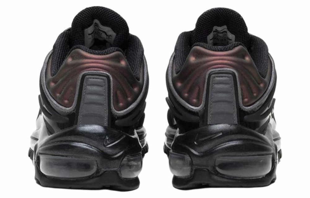 Кроссовки Nike Air Max Deluxe