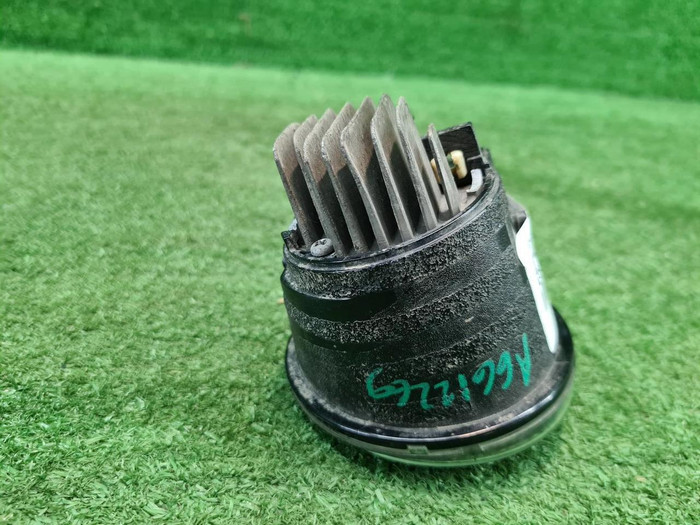 ПТФ правая Toyota Land Cruiser Prado 150 (17-н.в.)