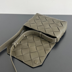 Bottega Veneta Diago 22 cm