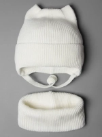 Шапка для девочки на осень с ушками