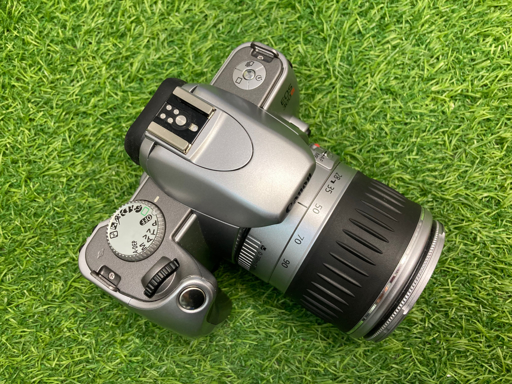 Canon EOS 300v kit EF 28-90mm 4-5.6 II
