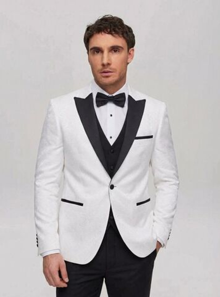 Мужской смокинг (белый) А54