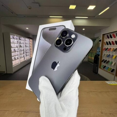 iPhone 15 Pro, 256 ГБ б/у