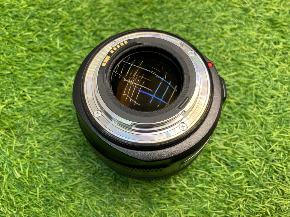 Canon EF 50mm 1.2L USM