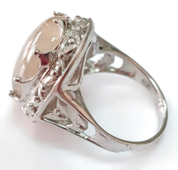 Ювелирное кольцо из серебра с камнем "Волосы венеры"