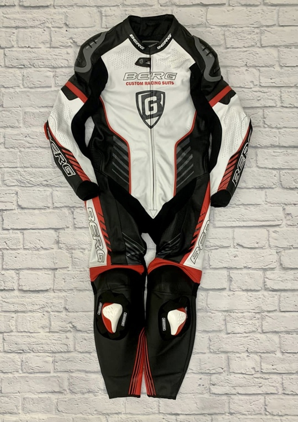 Мотокомбинезон раздельный кожаный BERG Triger Red 52