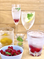 Нескользящие стаканы, прозрачные (10265927)