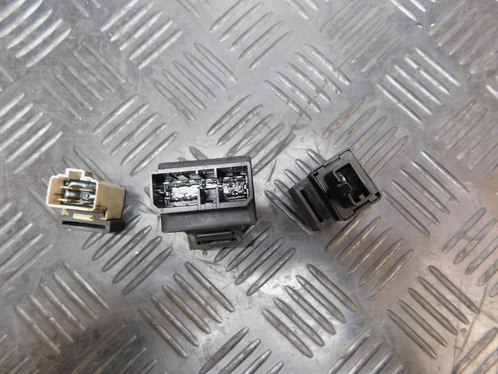 Реле Yamaha Road Star XV1600